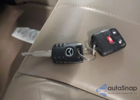 2005 Mazda Tribute S из США, поврежденный, VIN 4F2CZ06185KM22192